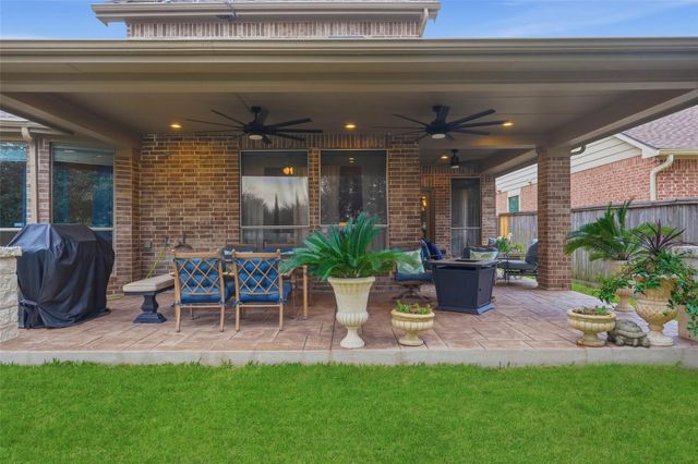 206 N Vershire Circle, The Woodlands, TX 77354