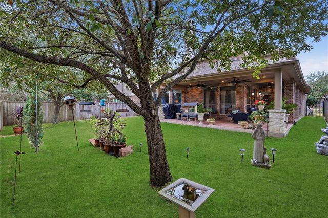 206 N Vershire Circle, The Woodlands, TX 77354