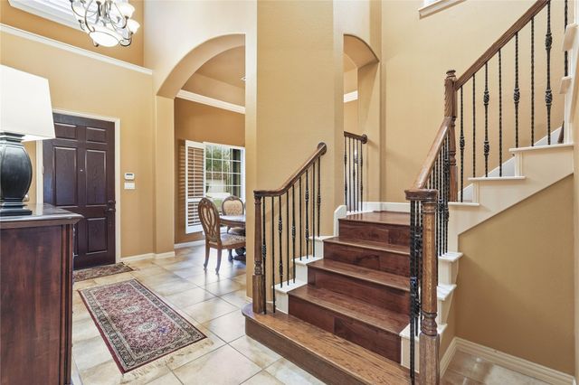 206 N Vershire Circle, The Woodlands, TX 77354