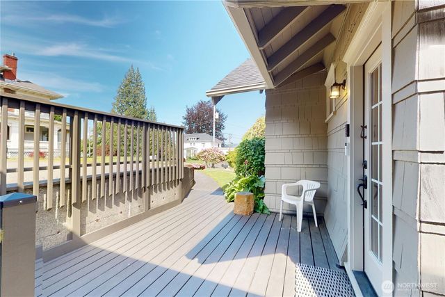 550 Ballentine Street, Raymond, WA 98577