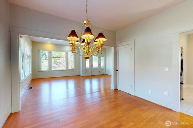 550 Ballentine Street, Raymond, WA 98577