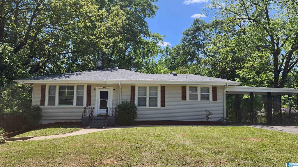 129 FOUST AVENUE, Hueytown, AL 35023