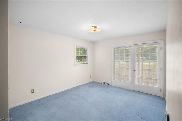1809 Pope Lane, Kernersville, NC 27284