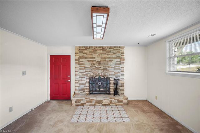 1809 Pope Lane, Kernersville, NC 27284