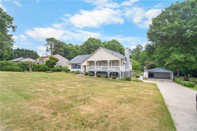 1809 Pope Lane, Kernersville, NC 27284