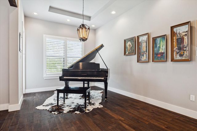 5121 Elysian Street, Houston, TX 77009