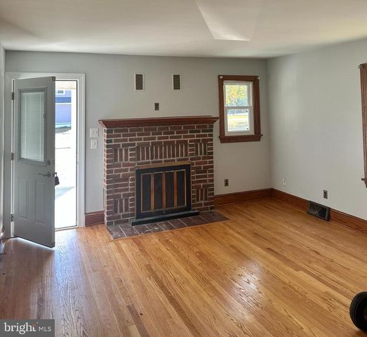 905 TASKFORCE DR, Fredericksburg, VA 22407