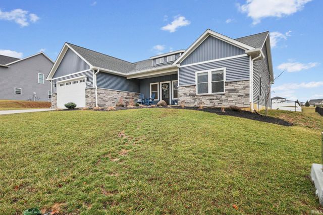 542 E Lucy Lane, Ellettsville, IN 47429