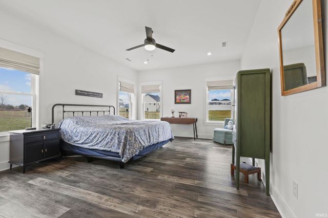 542 E Lucy Lane, Ellettsville, IN 47429