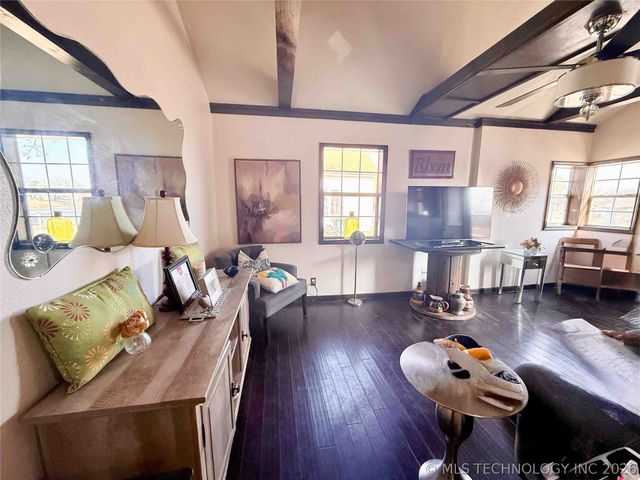 402 N Grant Avenue, Sand Springs, OK 74063