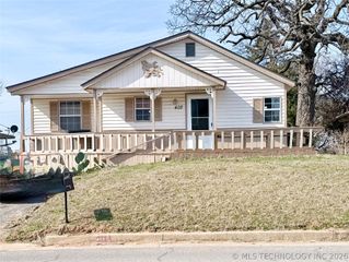 402 N Grant Avenue, Sand Springs, OK 74063