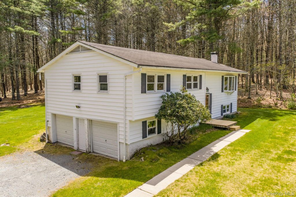 87 Airport Road, Eldred, NY 12732