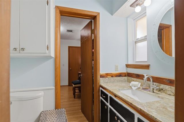 3719 Bella Vista Drive, Midwest City, OK 73110