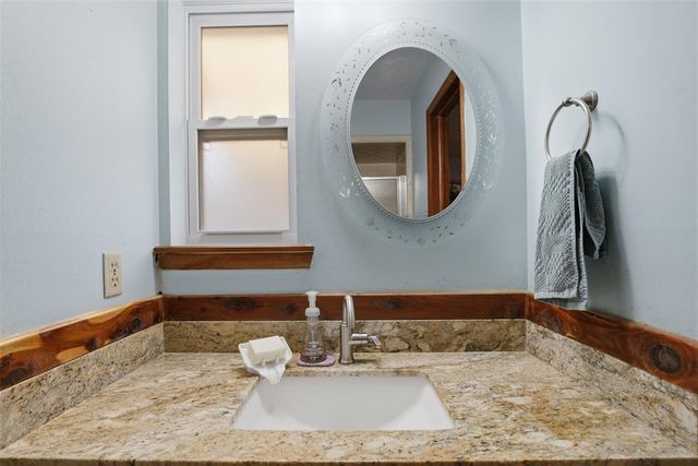 3719 Bella Vista Drive, Midwest City, OK 73110