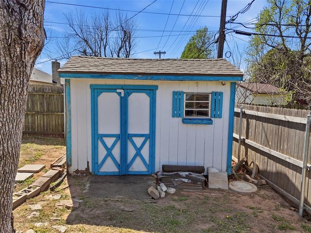 3719 Bella Vista Drive, Midwest City, OK 73110
