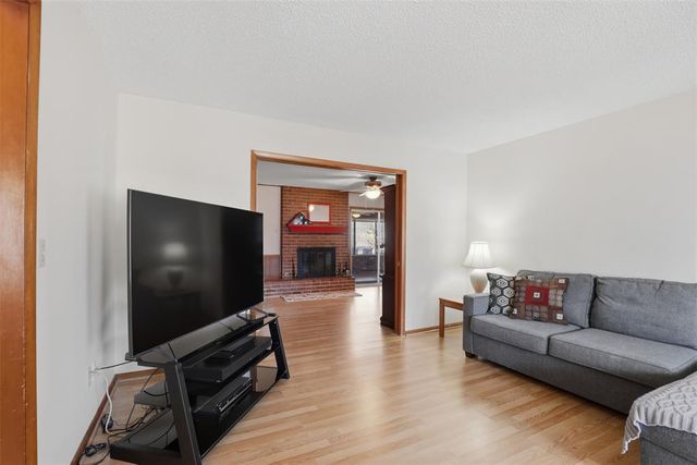 3719 Bella Vista Drive, Midwest City, OK 73110