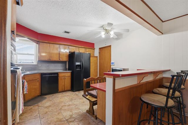 3719 Bella Vista Drive, Midwest City, OK 73110