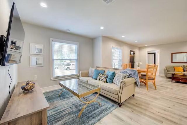 4522 Dixie Drive, Houston, TX 77021