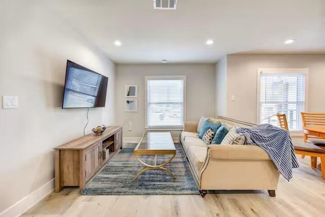 4522 Dixie Drive, Houston, TX 77021
