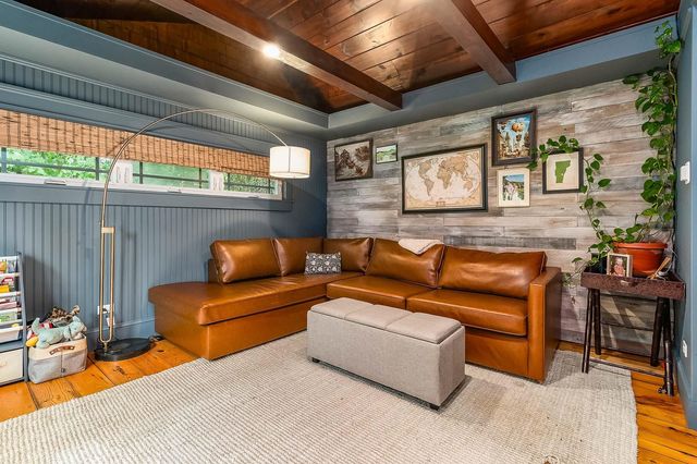 121 Whipple Road, Kittery, ME 03904