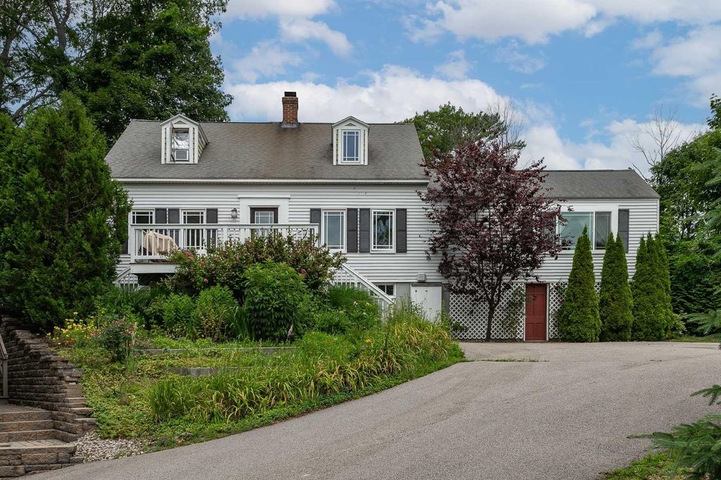 121 Whipple Road, Kittery, ME 03904