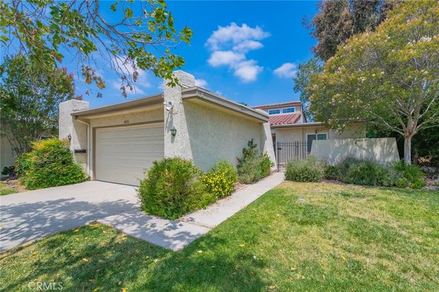 411 Champlain Dr, Claremont, CA 91711