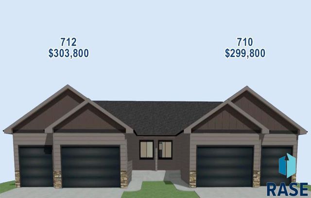 712 N Independent St Street, Lennox, SD 57039