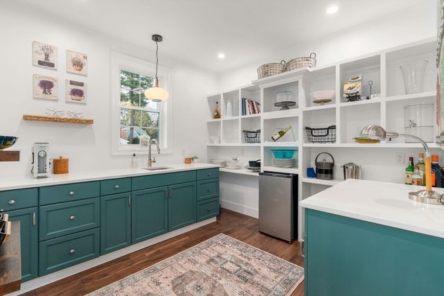 60 Claybrook Road, Dover, MA 02030