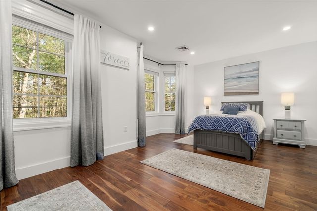 60 Claybrook Road, Dover, MA 02030