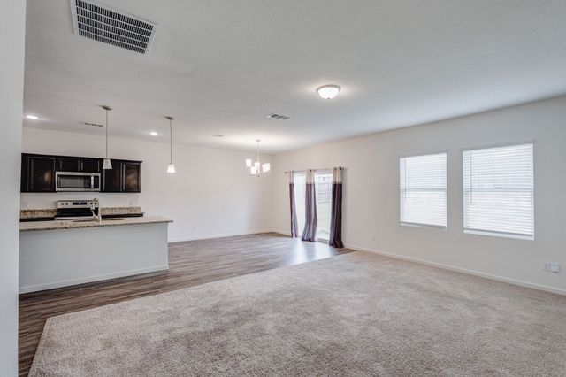 313 Concho River Drive, Glenn Heights, TX 75154