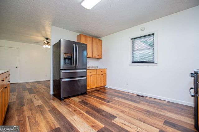 235 E Knight Drive, Carrollton, GA 30116
