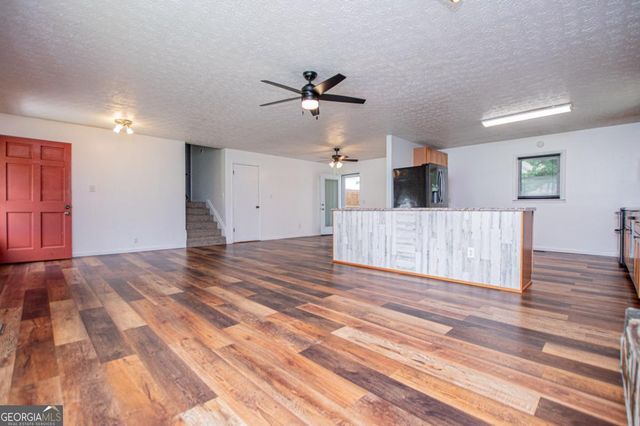235 E Knight Drive, Carrollton, GA 30116