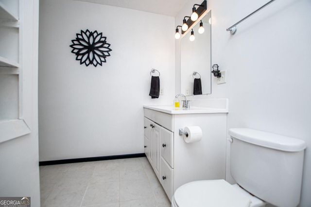 235 E Knight Drive, Carrollton, GA 30116