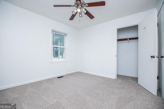 235 E Knight Drive, Carrollton, GA 30116