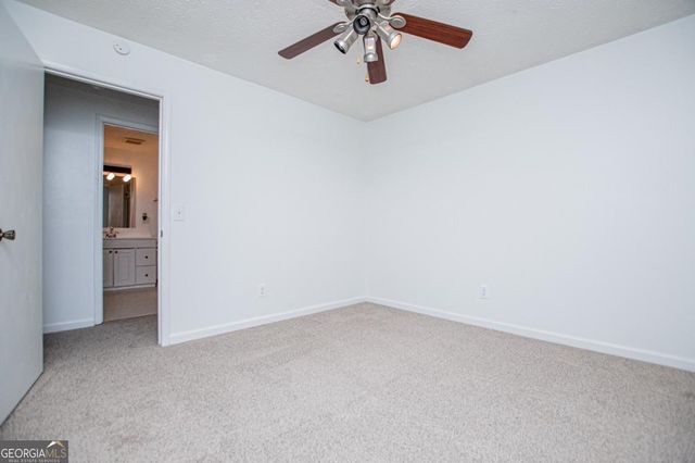 235 E Knight Drive, Carrollton, GA 30116