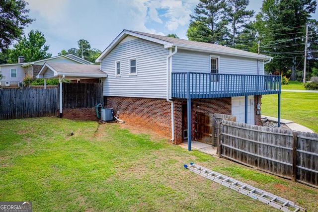 235 E Knight Drive, Carrollton, GA 30116