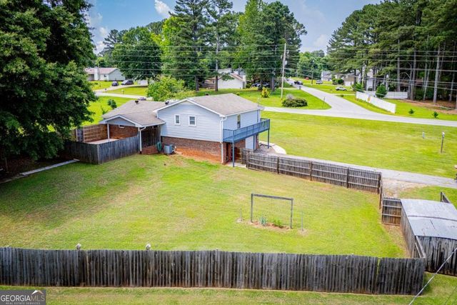 235 E Knight Drive, Carrollton, GA 30116