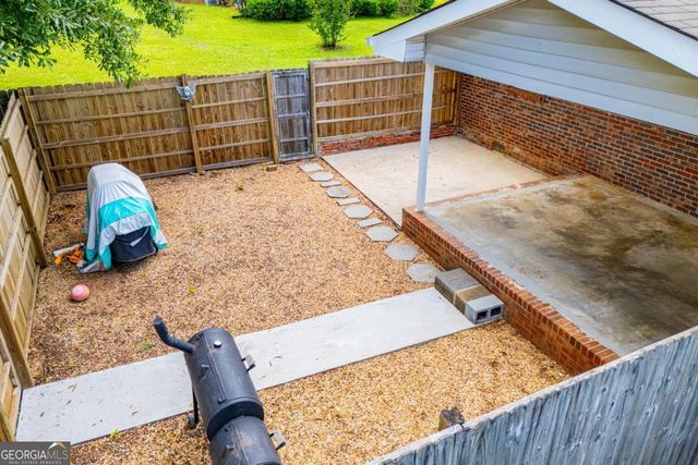 235 E Knight Drive, Carrollton, GA 30116