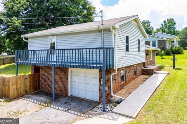 235 E Knight Drive, Carrollton, GA 30116