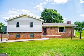 235 E Knight Drive, Carrollton, GA 30116