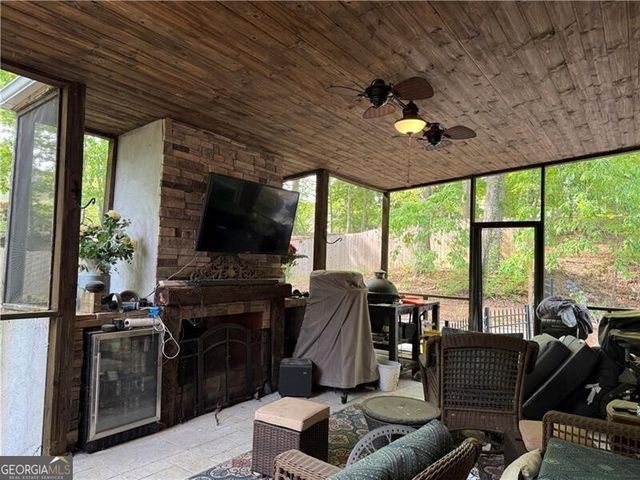1110 Sheridan Way, Gainesville, GA 30506