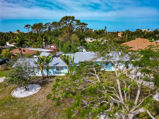 1722 HAZELWOOD STREET, Sarasota, FL 34231
