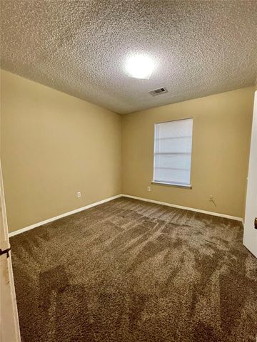 1510 N Avenue Q, Freeport, TX 77541