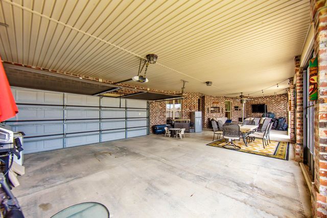 411 Sugar Highland Boulevard, Houma, LA 70360