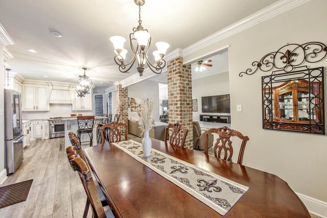 411 Sugar Highland Boulevard, Houma, LA 70360