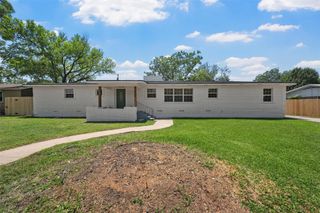 4100 N 30th Street, Waco, TX 76708