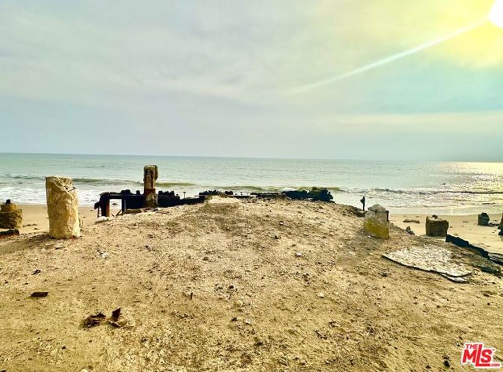 19240 Pacific Coast Highway, Malibu, CA 90265