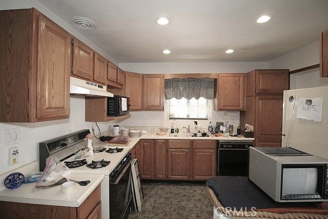 841 Armory, Barstow, CA 92311