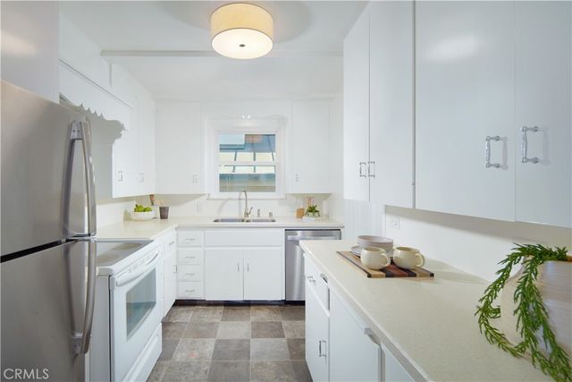 2621 Victoria Drive, Laguna Beach, CA 92651
