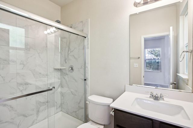 174 Friendship Oak DR, San Marcos, TX 78666